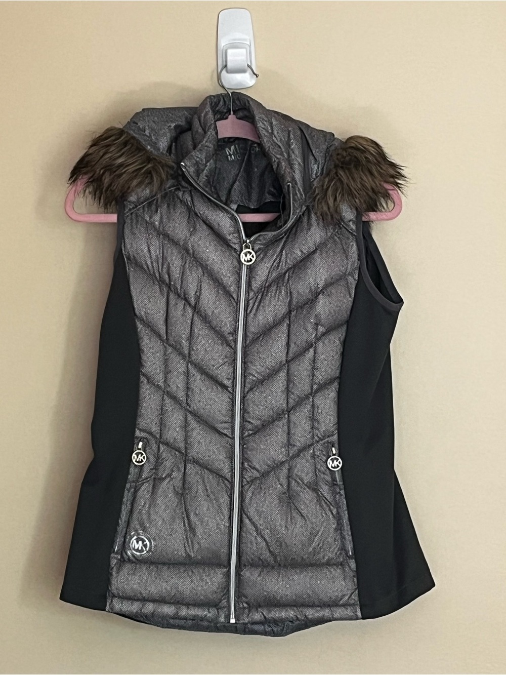 Michael Kors Puffer Vest Gray size S